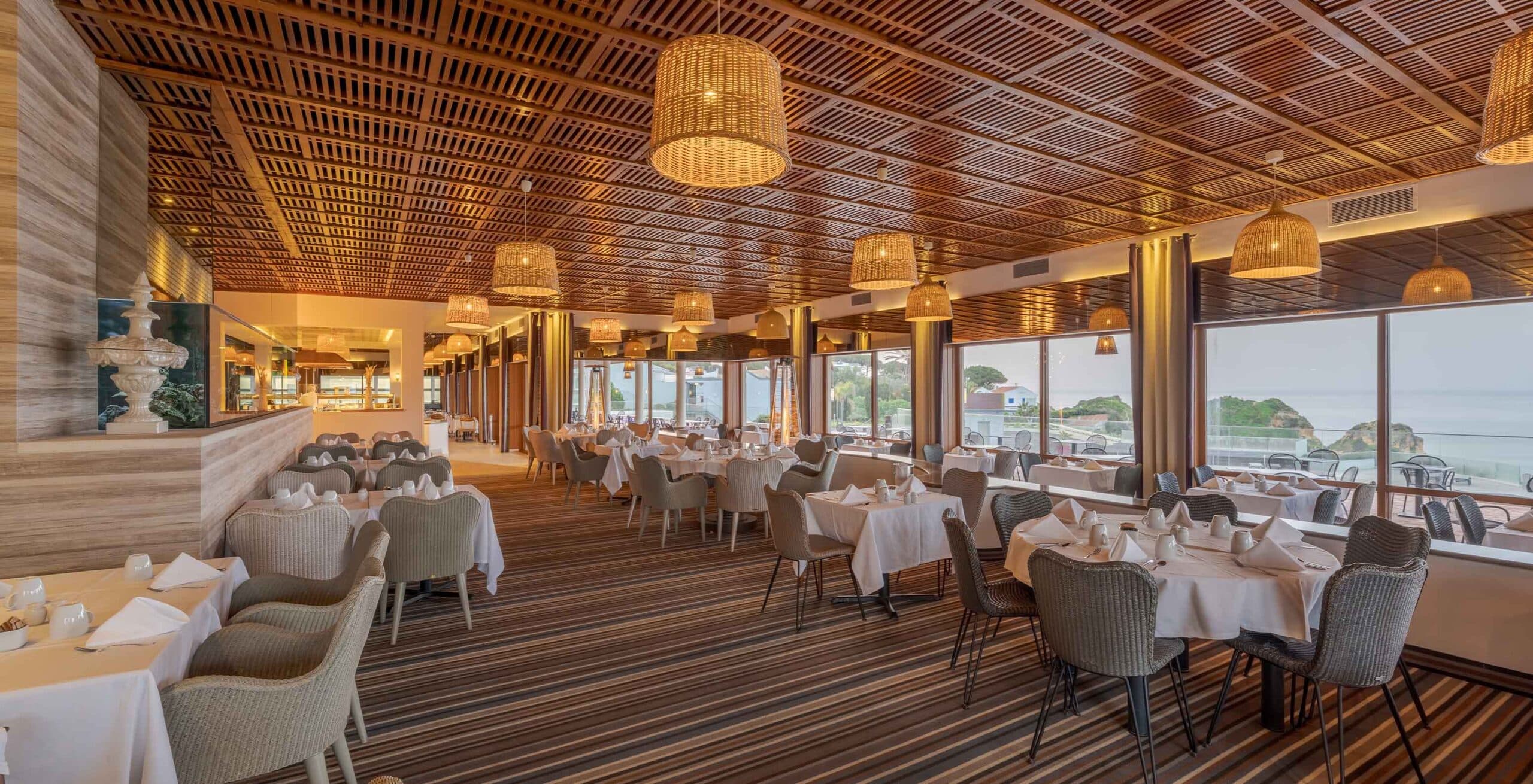 http://Restaurant%20élégant%20avec%20vue%20mer%20au%20Pestana%20Alvor%20Praia