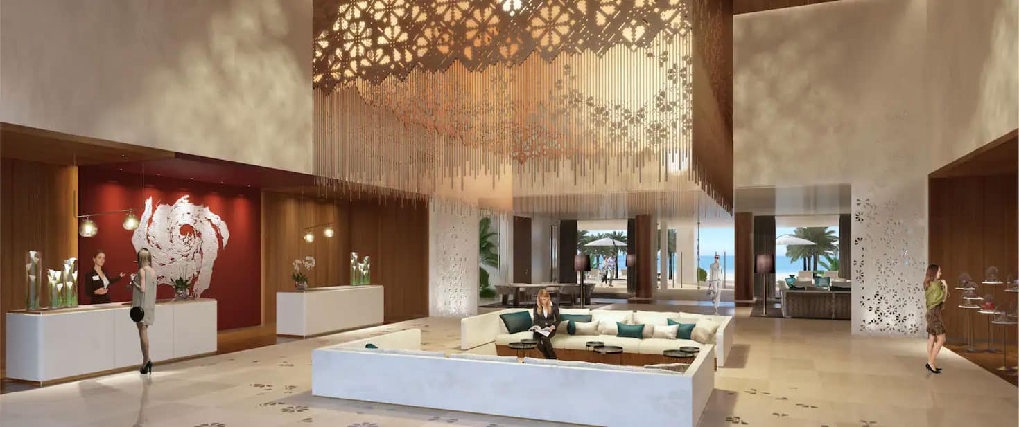 http://Réception%20d’hôtel%20avec%20grand%20hall%20décoré%20d’un%20luminaire%20suspendu%20artistique