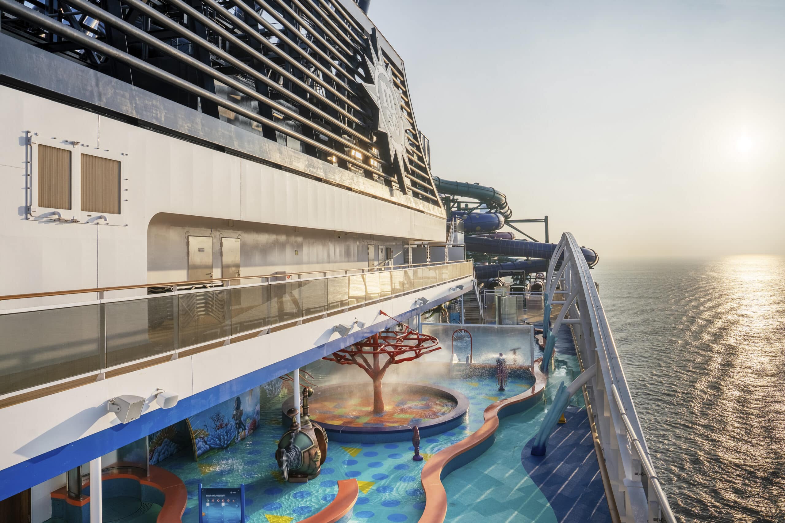 http://Aire%20de%20jeux%20aquatique%20pour%20enfants%20à%20bord%20d’un%20navire%20de%20croisière%20MSC